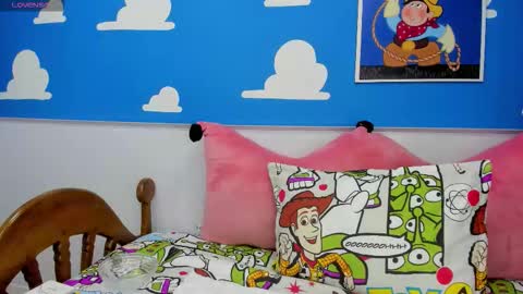 Snapshot of miss_evolet chatting on January 19, 2026, 11:03 am Evoleth online show from January 19, 2026, 11:03 am