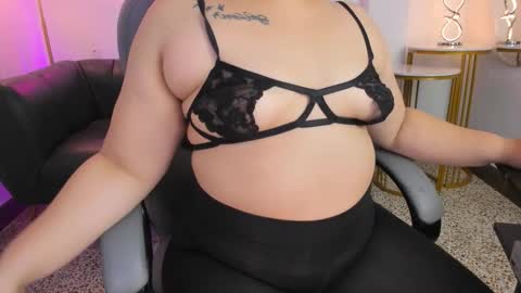 Francheska online show from November 17, 2025, 12:00 pm