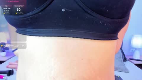 miss_horney online show from October 13, 2025, 9:04 pm