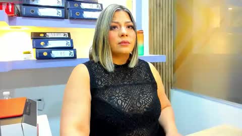 Snapshot of miss_horney chatting on March 5, 2026, 12:12 pm miss_horney online show from March 5, 2026, 12:12 pm