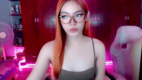 miss_hornydoll online show from November 6, 2025, 3:51 am