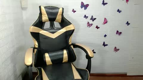 Snapshot of miss_jackilynxxx chatting on May 3, 2026, 4:40 am miss_jackilynxxx online show from May 3, 2026, 4:40 am