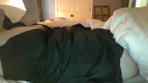 Snapshot of miss_kellyjo chatting on October 17, 2025, 8:11 pm miss_kellyjo online show from October 17, 2025, 8:11 pm