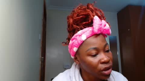 Snapshot of miss_kiarrafit chatting on December 4, 2024, 7:50 am Miss Kiarrafit online show from December 4, 2024, 7:50 am