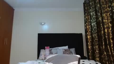 Snapshot of miss_kiarrafit chatting on January 20, 2025, 6:53 pm Miss Kiarrafit online show from January 20, 2025, 6:53 pm
