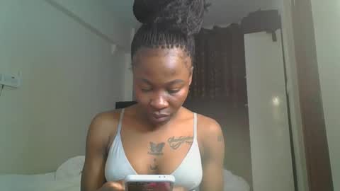 Miss Kiarrafit online show from November 20, 2025, 10:37 am