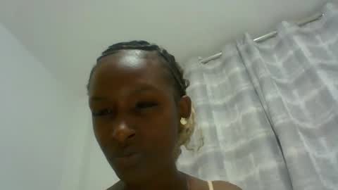 Snapshot of miss_kiki7 chatting on February 1, 2026, 4:38 pm kiki online show from February 1, 2026, 4:38 pm