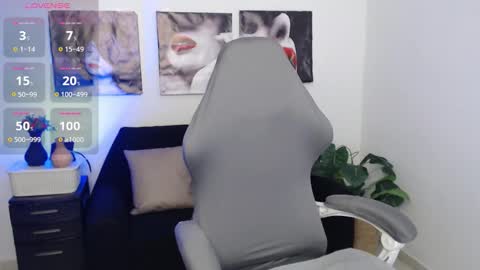 Snapshot of miss_laiila chatting on November 3, 2025, 1:40 am Laila online show from November 3, 2025, 1:40 am