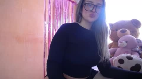 lilieth  online show from January 8, 2026, 3:47 pm