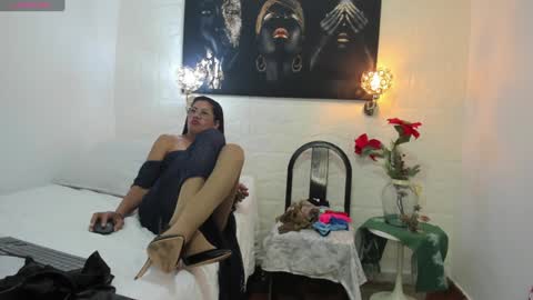 Snapshot of miss_lucero1 chatting on January 12, 2025, 4:52 am lucero online show from January 12, 2025, 4:52 am