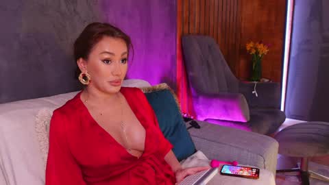 Snapshot of miss_m chatting on April 1, 2026, 5:54 pm miss_m online show from April 1, 2026, 5:54 pm
