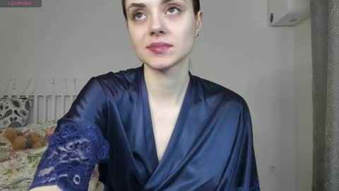 Jenny online show from September 14, 2025, 6:18 pm