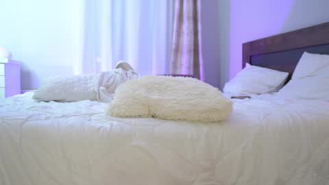 Snapshot of miss_maya chatting on March 8, 2025, 9:50 am Maya online show from March 8, 2025, 9:50 am