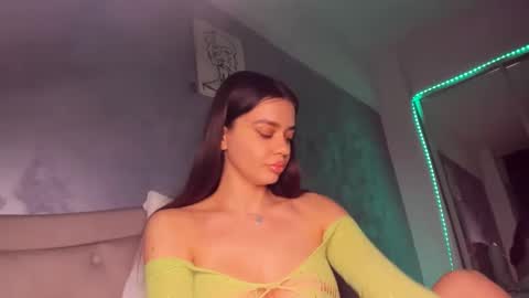 Snapshot of miss_medyson chatting on January 28, 2025, 3:14 pm miss_medyson online show from January 28, 2025, 3:14 pm
