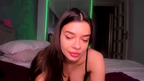 Snapshot of miss_medyson chatting on March 8, 2025, 8:00 am miss_medyson online show from March 8, 2025, 8:00 am