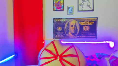 Snapshot of miss_meggaann chatting on January 23, 2025, 4:41 am MEGG online show from January 23, 2025, 4:41 am