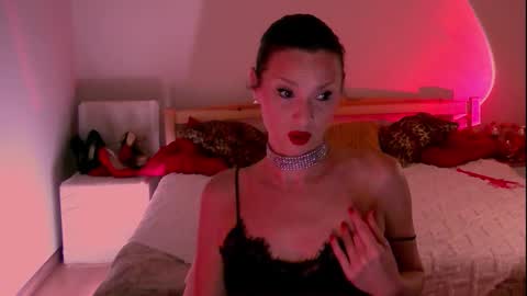 Snapshot of miss_mimys chatting on February 23, 2025, 10:42 pm Nicol online show from February 23, 2025, 10:42 pm