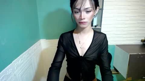 Snapshot of miss_moheera_xxx chatting on May 9, 2026, 11:37 am Moheera online show from May 9, 2026, 11:37 am