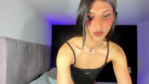 Snapshot of miss_myers chatting on July 1, 2026, 9:58 pm Goddess Myers thumb up is important for me kisses online show from July 1, 2026, 9:58 pm
