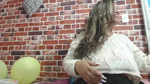 Snapshot of miss_pecados chatting on May 25, 2026, 7:20 pm Miss Pecados online show from May 25, 2026, 7:20 pm