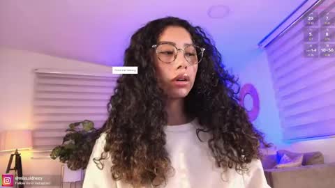 Snapshot of miss_sidney chatting on April 20, 2026, 12:41 pm Amy Olivera online show from April 20, 2026, 12:41 pm