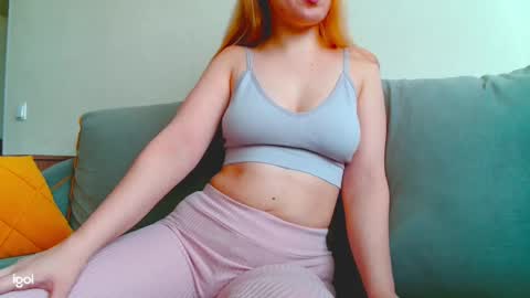 Snapshot of miss_sophy_ chatting on February 19, 2025, 8:22 am Sophy online show from February 19, 2025, 8:22 am