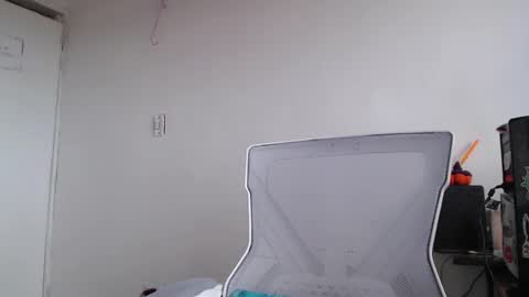 Kortana 2.0 dont forget thumbs up and follow me on twitter online show from December 13, 2025, 7:53 pm