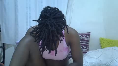 Snapshot of miss_squirty2 chatting on January 3, 2025, 8:43 am jasmine online show from January 3, 2025, 8:43 am