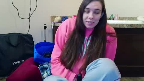 Snapshot of miss_sunshine01 chatting on February 20, 2026, 2:50 pm Bella online show from February 20, 2026, 2:50 pm