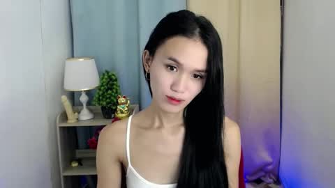 Snapshot of miss_sunshinex chatting on January 28, 2025, 2:32 am Shine online show from January 28, 2025, 2:32 am