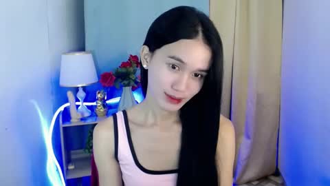 Snapshot of miss_sunshinex chatting on February 10, 2025, 1:46 am Shine online show from February 10, 2025, 1:46 am