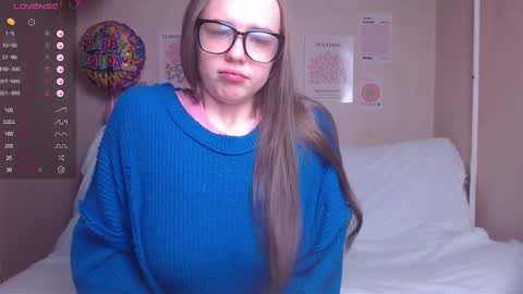 Bella online show from December 11, 2024, 2:52 am