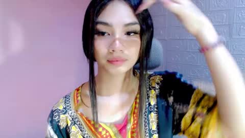 Snapshot of miss_sweety_17 chatting on January 13, 2025, 5:12 am Jean Marie online show from January 13, 2025, 5:12 am