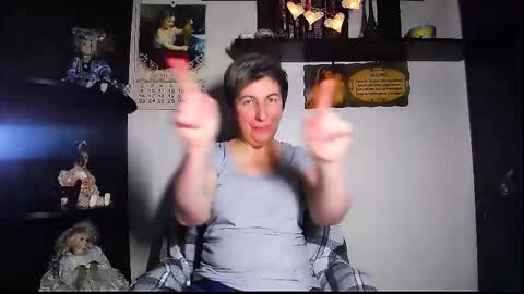 Snapshot of miss_tasha_kom chatting on February 7, 2026, 9:13 am miss_tasha_kom online show from February 7, 2026, 9:13 am