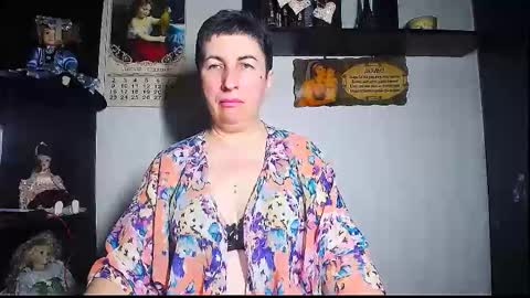 Snapshot of miss_tasha_kom chatting on February 15, 2026, 4:03 pm miss_tasha_kom online show from February 15, 2026, 4:03 pm