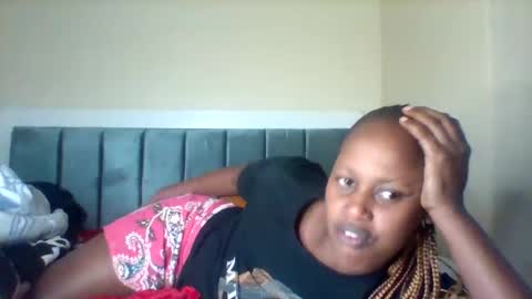 Snapshot of miss_vall chatting on January 14, 2026, 6:08 am miss_vall online show from January 14, 2026, 6:08 am