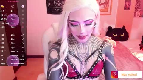 Snapshot of miss_volturi chatting on February 22, 2025, 1:44 am Miss volturi online show from February 22, 2025, 1:44 am