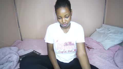 Snapshot of miss_worldfire chatting on May 1, 2026, 2:32 pm miss_worldfire online show from May 1, 2026, 2:32 pm