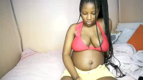 miss_worldfire online show from July 3, 2026, 12:33 pm