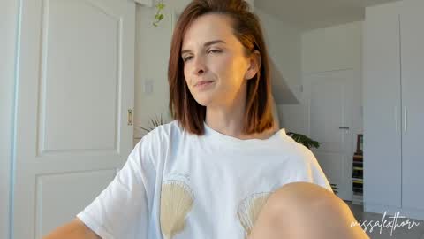 Snapshot of missalexthorn chatting on April 7, 2026, 10:37 am Alexandra Thorn online show from April 7, 2026, 10:37 am