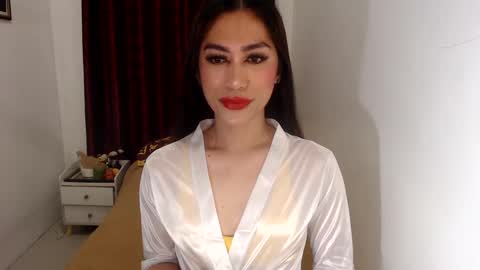Snapshot of missangelxxx chatting on December 23, 2024, 10:01 pm missangelxxx online show from December 23, 2024, 10:01 pm