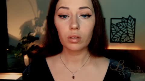 The divine Beverly online show from December 5, 2024, 10:33 am