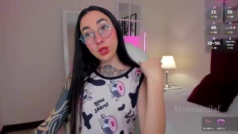 Snapshot of misscamilaf chatting on February 21, 2025, 12:05 am Camila Flores online show from February 21, 2025, 12:05 am
