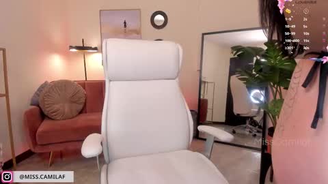 Snapshot of misscamilaf chatting on February 18, 2026, 12:28 am Camila Flores online show from February 18, 2026, 12:28 am