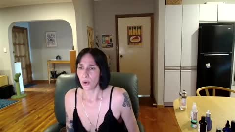 Snapshot of misscarmilla444 chatting on February 26, 2026, 5:39 am MissCarmilla444 online show from February 26, 2026, 5:39 am