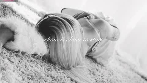 Snapshot of misschloe__ chatting on December 23, 2025, 1:47 am Chloe freelance model Please your thumbs up are important online show from December 23, 2025, 1:47 am