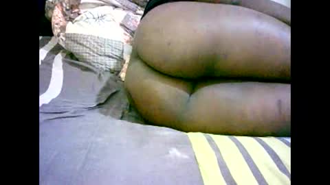 Snapshot of misscuteberry chatting on November 17, 2025, 9:04 am VAL online show from November 17, 2025, 9:04 am