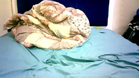 Snapshot of misscuteberry chatting on December 2, 2025, 10:20 am VAL online show from December 2, 2025, 10:20 am