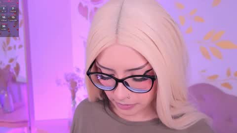 Snapshot of misselektra__ chatting on September 24, 2025, 4:38 am ELEKTRA online show from September 24, 2025, 4:38 am