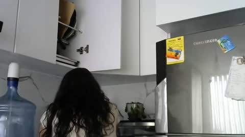 Snapshot of misselii chatting on January 11, 2025, 6:23 pm melodie online show from January 11, 2025, 6:23 pm